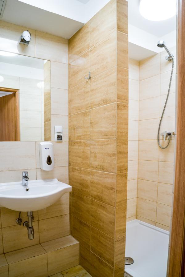 Zgoda Kompleks Hotelarski Świętochłowice Buitenkant foto