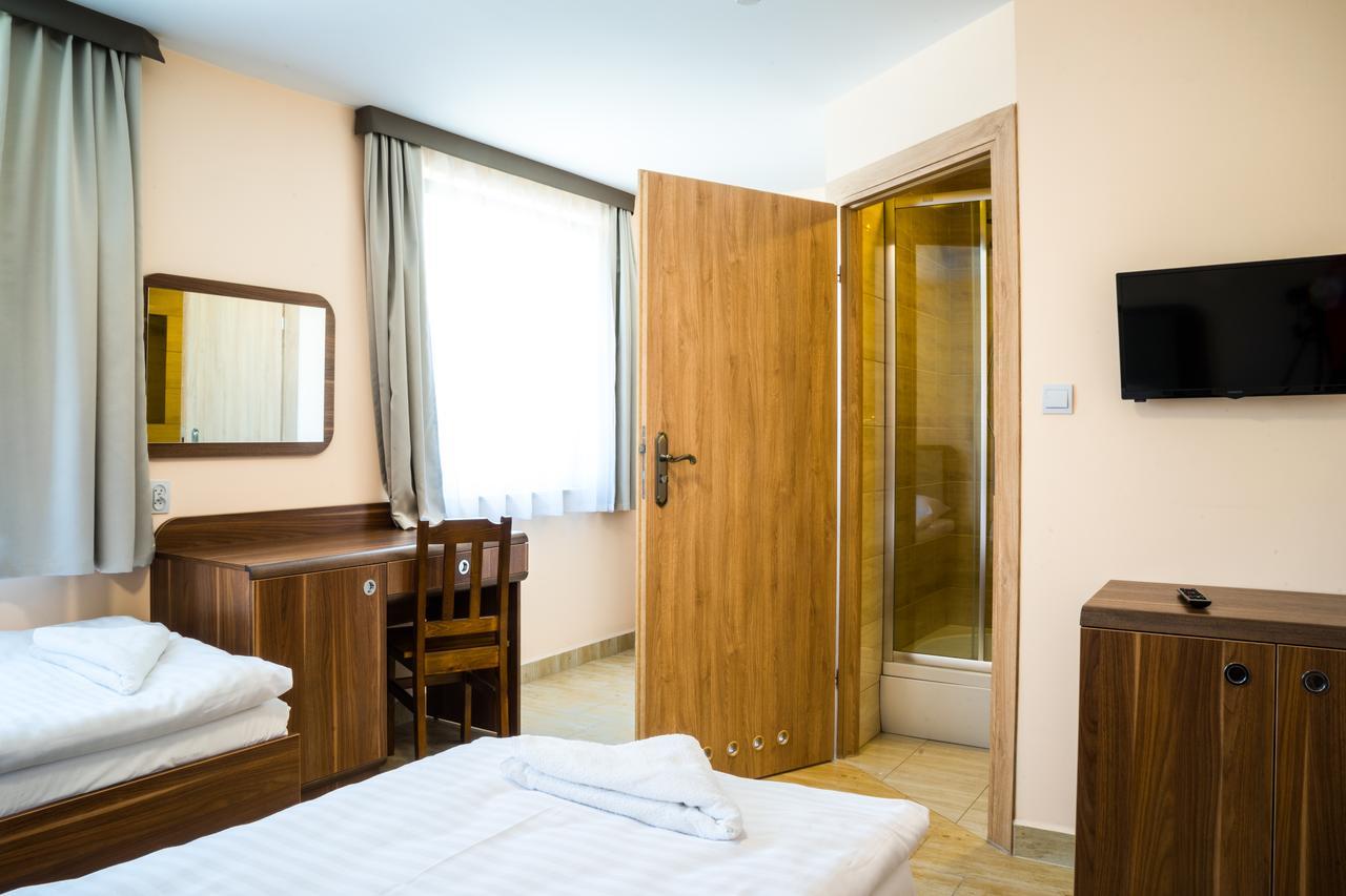 Zgoda Kompleks Hotelarski Świętochłowice Buitenkant foto